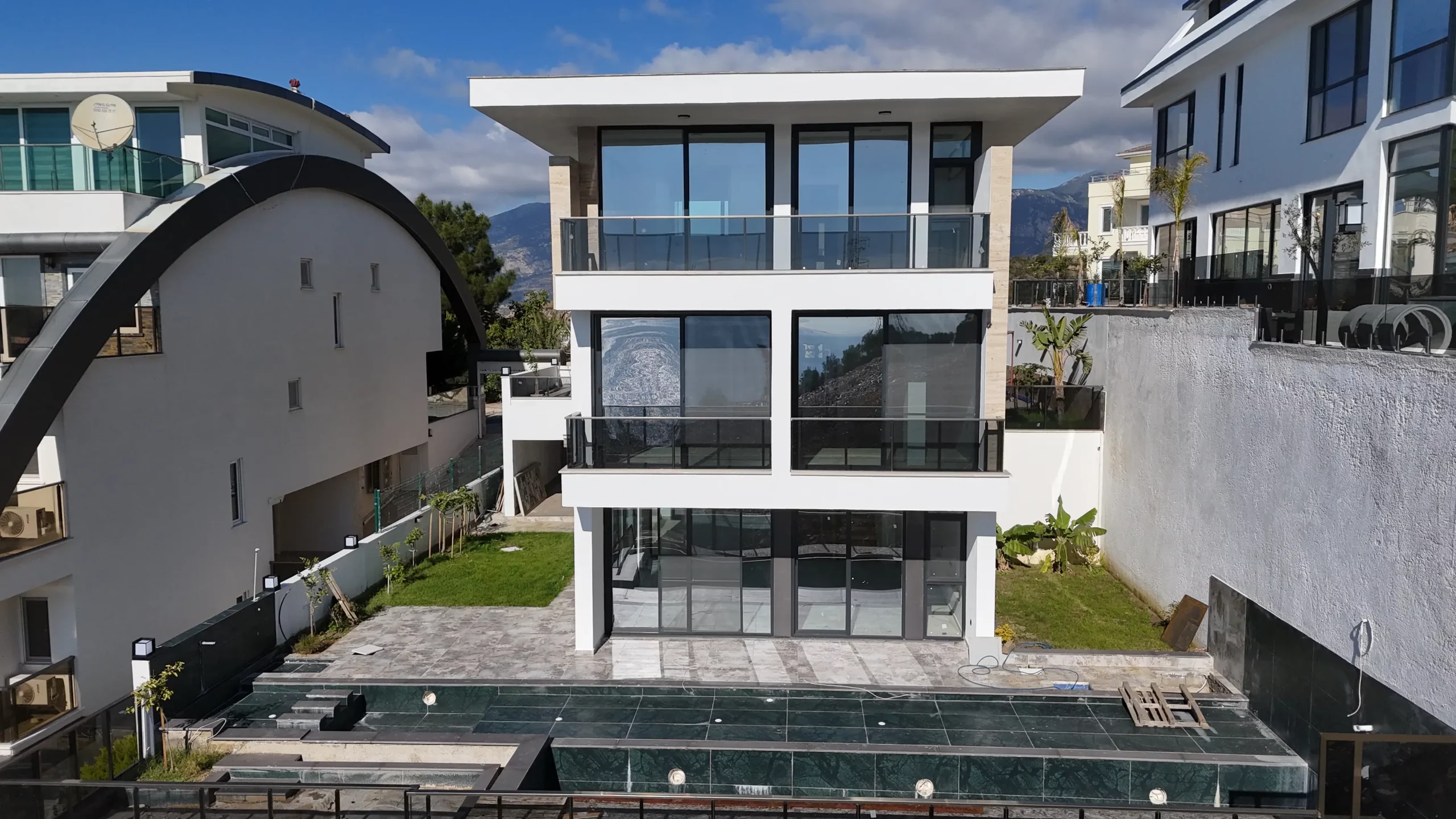 Villa For Sale In Kargicak 1559 (31)