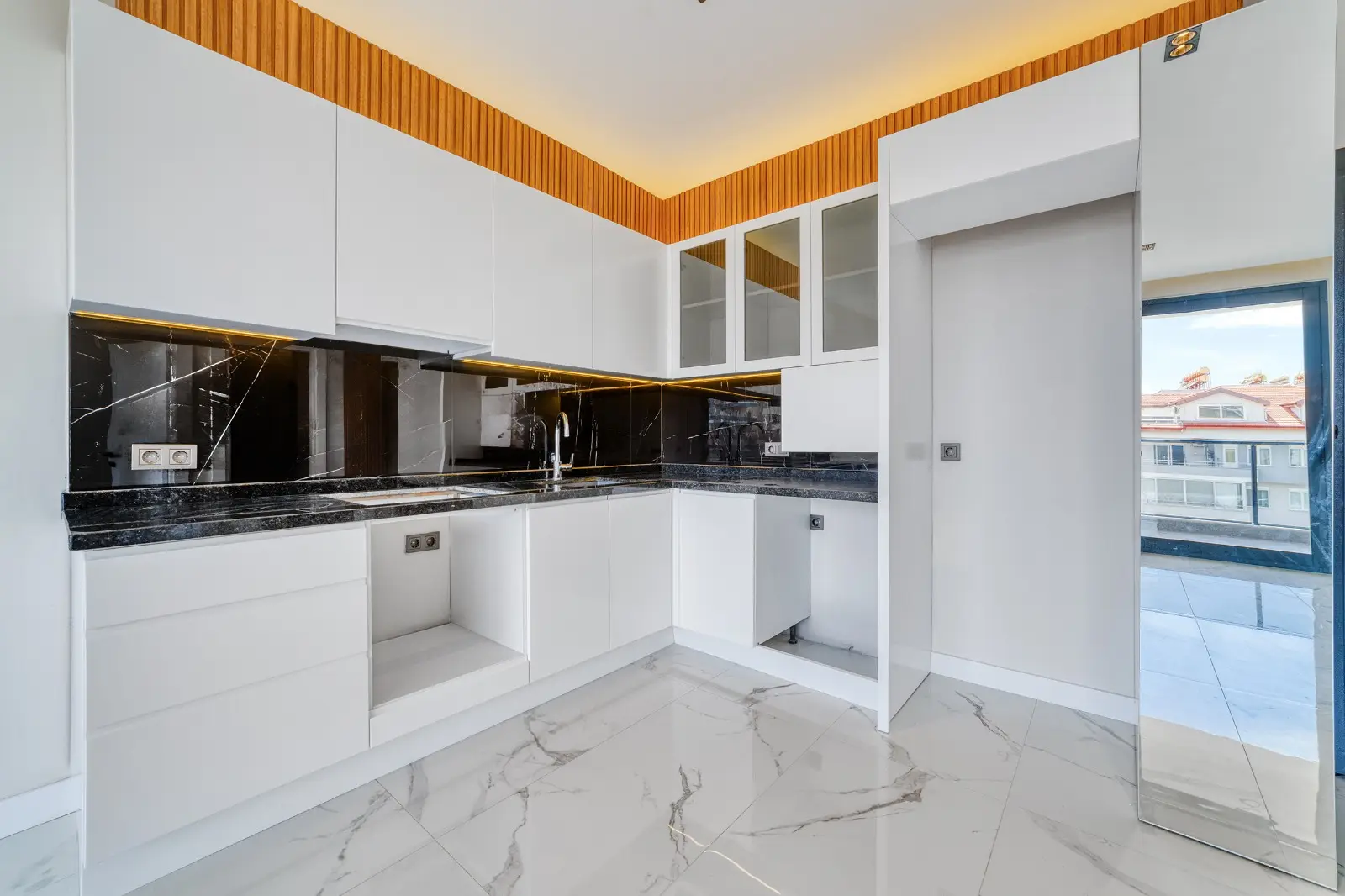 Two-room apartment for sale in Alanya Oba