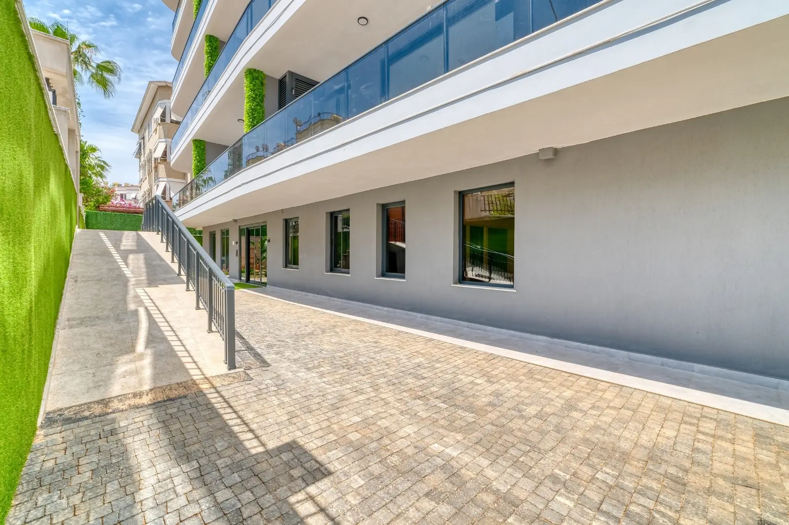 Two-room apartment for sale in Alanya Oba