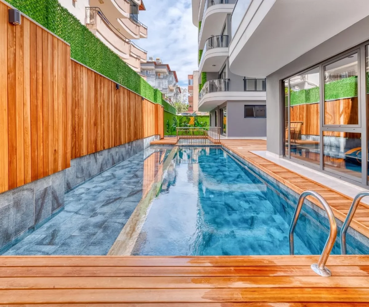 Duplex apartment for sale in Alanya Oba near the beach