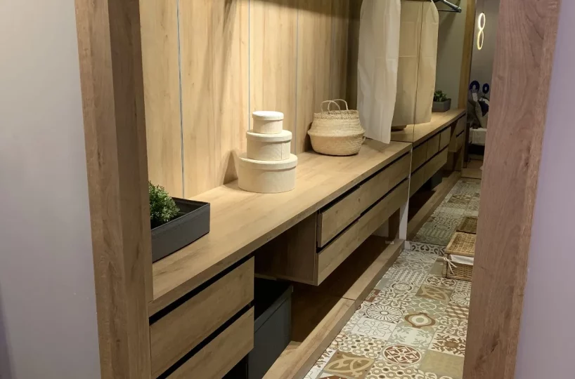 Studio apartment for sale in Mersin Erdemli – exterior view of the 10-story residential complex