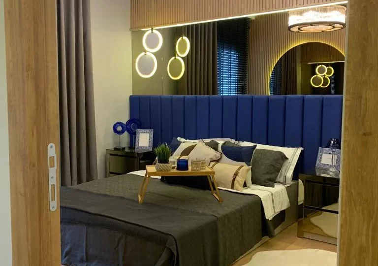 Two-room apartment for sale in Mersin Erdemli near sea – view of the nearby coastline 500m away