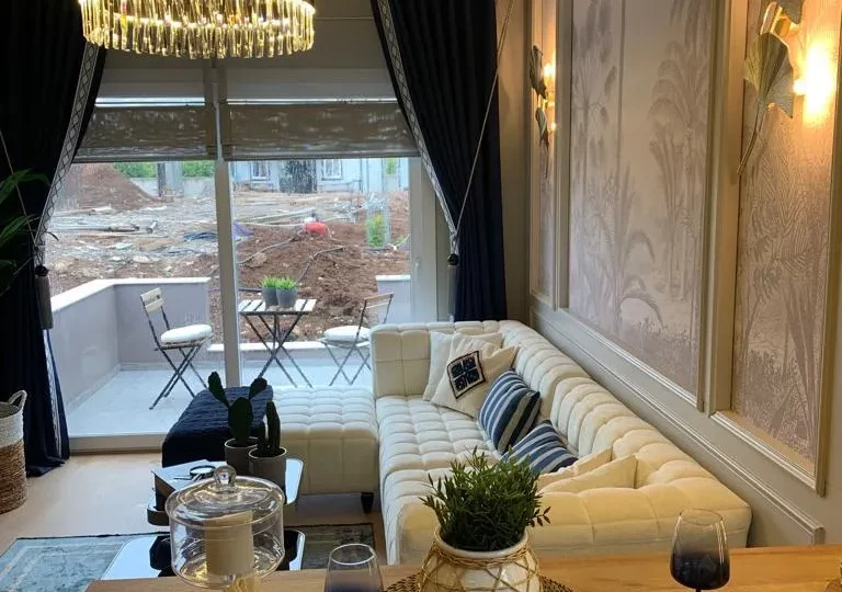 Two-room apartment for sale in Mersin Erdemli near sea – view of the nearby coastline 500m away