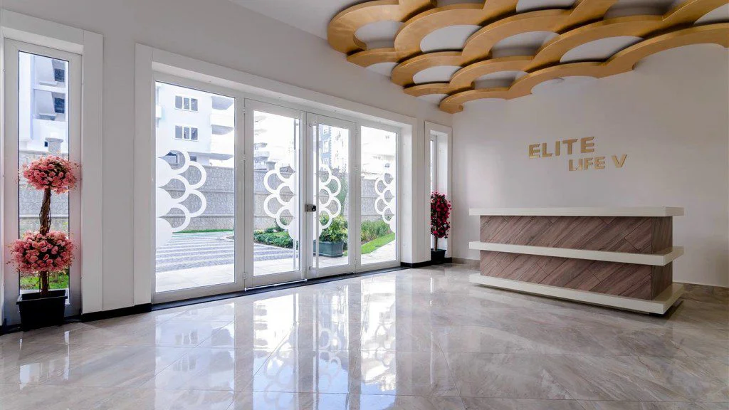 elite5_indoor_2
