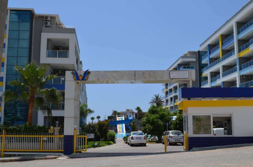 Two-room apartment for sale in Alanya Kestel – exterior view of the complex