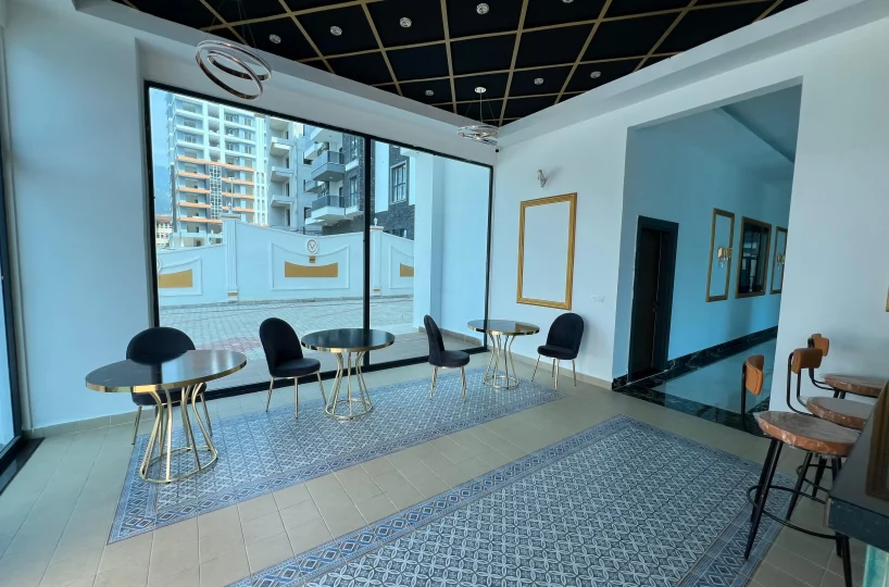 Two-bedroom apartment for sale in Mahmutlar Alanya – exterior view of the residential building in Mahmutlar