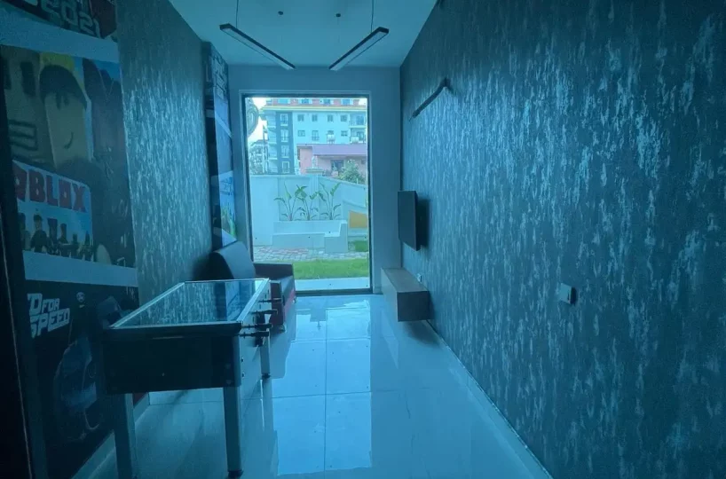 Two-bedroom apartment for sale in Mahmutlar Alanya – exterior view of the residential building in Mahmutlar