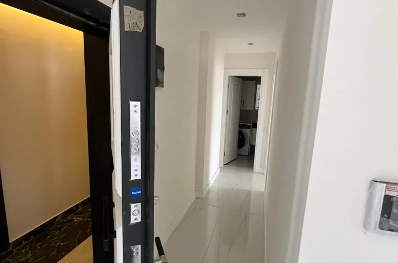 Two-bedroom apartment for sale in Mahmutlar Alanya – exterior view of the residential building in Mahmutlar